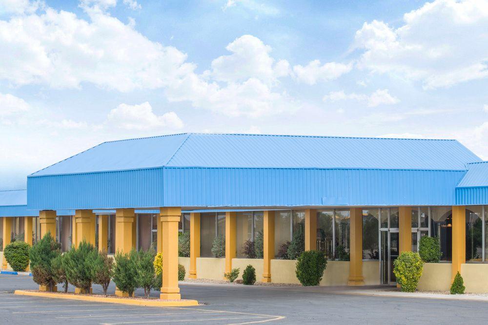 Days Inn & Suites By Wyndham קלוביס מראה חיצוני תמונה