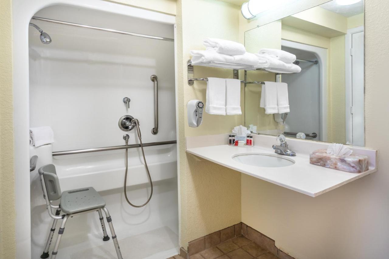 Days Inn & Suites By Wyndham קלוביס מראה חיצוני תמונה