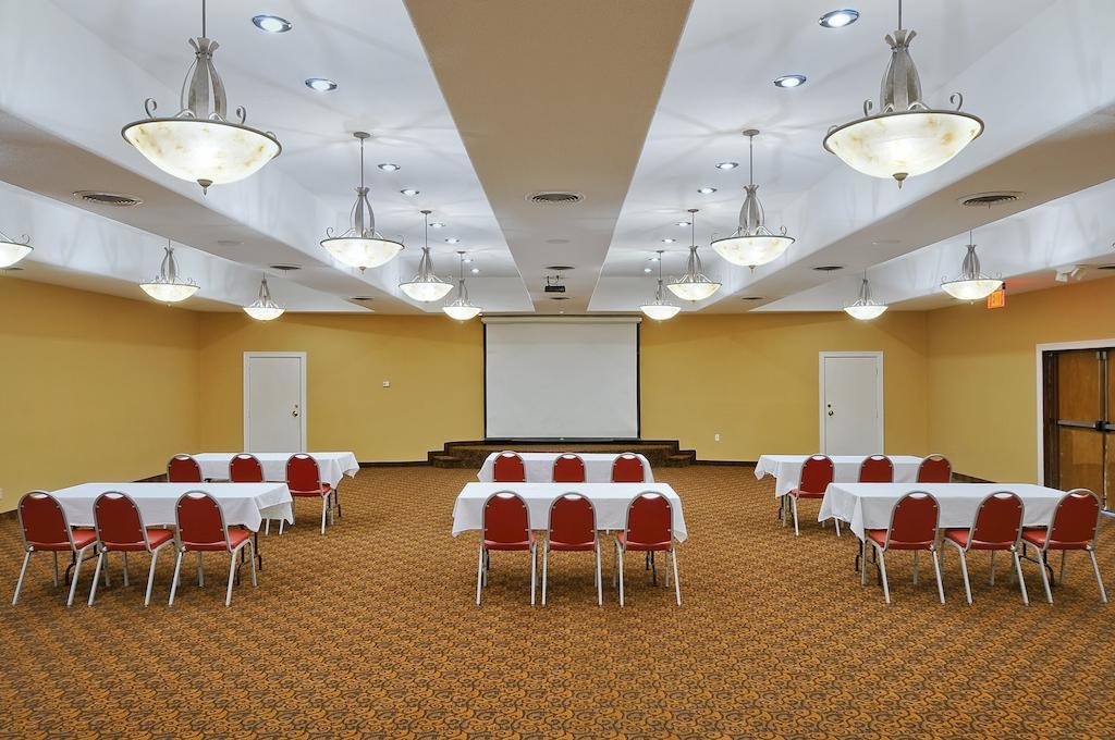 Days Inn & Suites By Wyndham קלוביס מתקנים תמונה